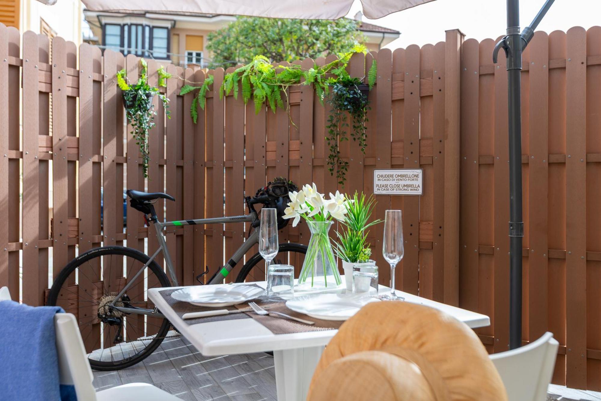 Residence Finale Bike And Beach Finale Ligure Exterior photo