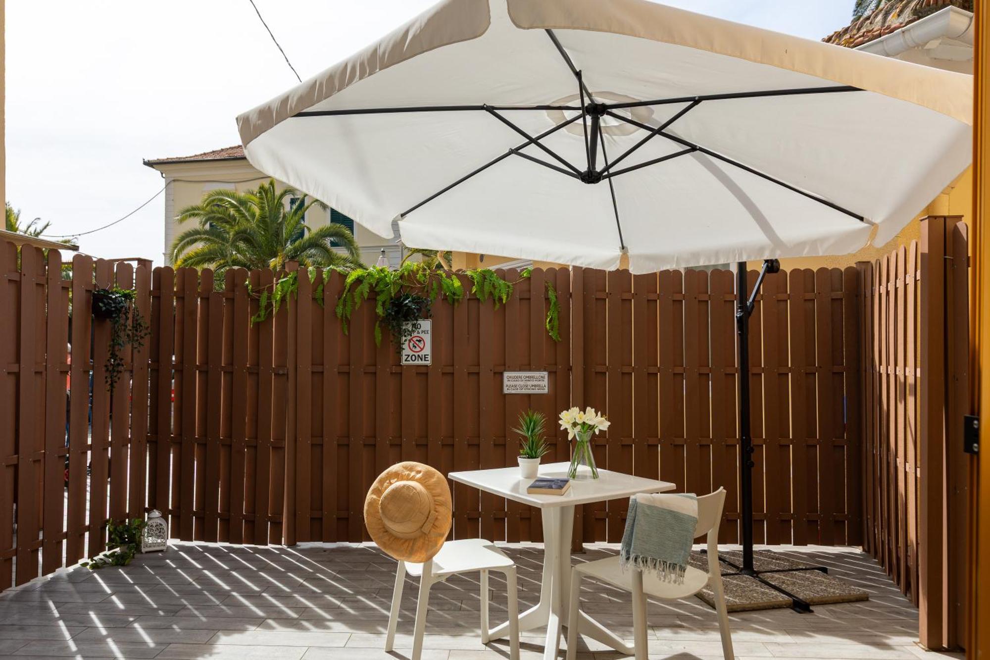 Residence Finale Bike And Beach Finale Ligure Exterior photo